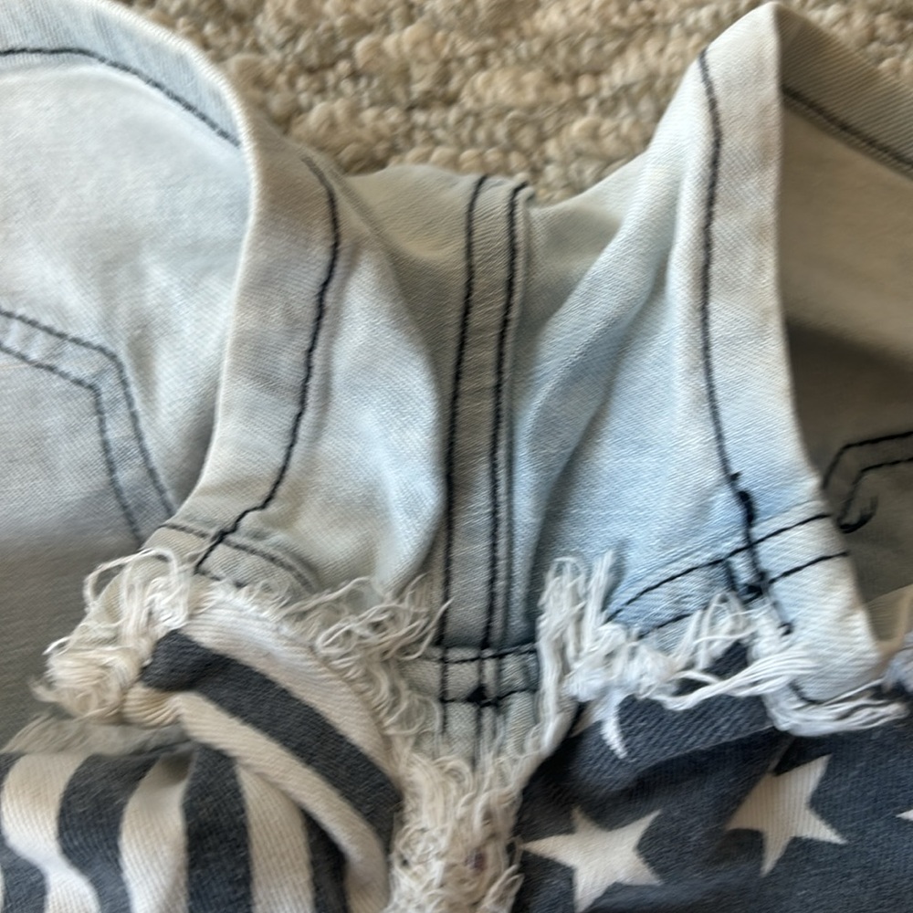 🌸 3/$15 Lovesick Women American Flag Jean Shorts - Picture 3 of 5